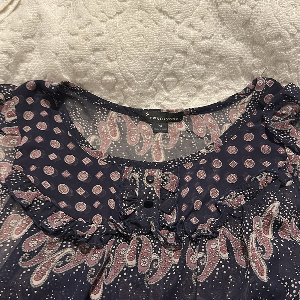 F21 | Top | Paisley Tunic Top - Picture 7 of 10